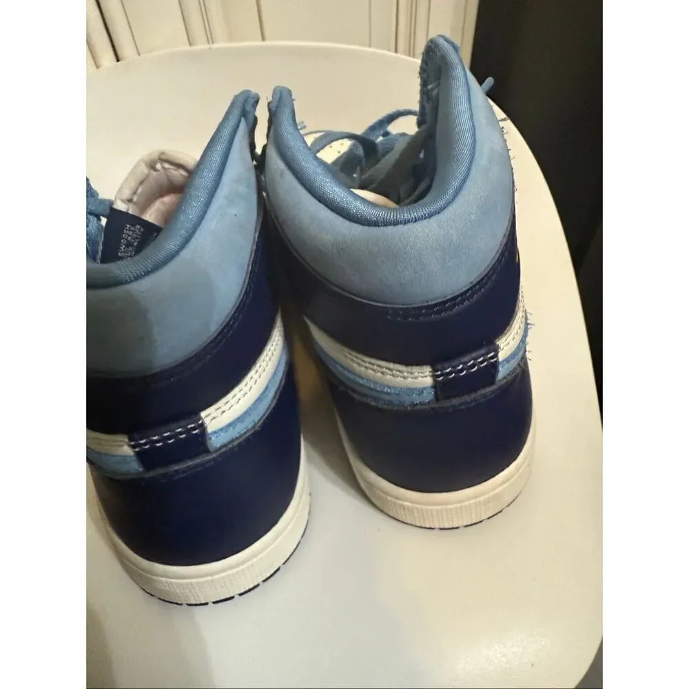 Jordan Men's Air Jordan 1 Retro High OG First In Flight Sneakers Blue White Sz 8